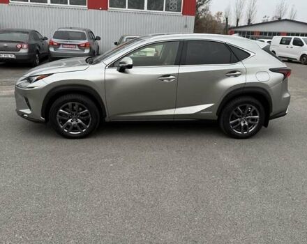 Сірий Лексус НХ, об'ємом двигуна 2.49 л та пробігом 54 тис. км за 37900 $, фото 1 на Automoto.ua