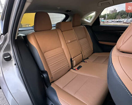 Сірий Лексус НХ, об'ємом двигуна 2 л та пробігом 70 тис. км за 25999 $, фото 39 на Automoto.ua
