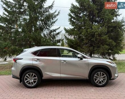 Сірий Лексус НХ, об'ємом двигуна 2.49 л та пробігом 64 тис. км за 35990 $, фото 11 на Automoto.ua