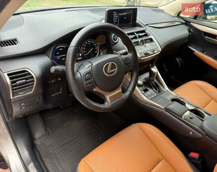 Сірий Лексус НХ, об'ємом двигуна 2.49 л та пробігом 64 тис. км за 35990 $, фото 37 на Automoto.ua