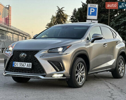 Сірий Лексус НХ, об'ємом двигуна 2 л та пробігом 70 тис. км за 25999 $, фото 7 на Automoto.ua