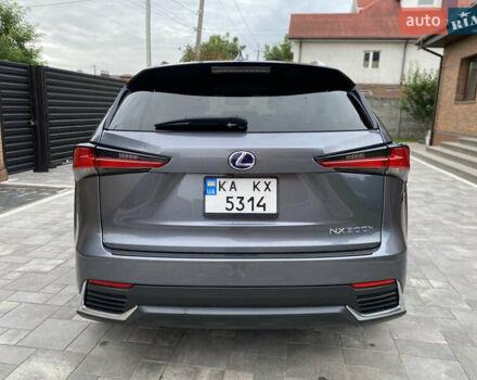 Лексус НХ 2019 в Житомире на Automoto.ua Серый Лексус НХ, объемом двигателя 2.49 л и пробегом 43 тыс. км за 32800 $, фото 4 на Automoto.ua