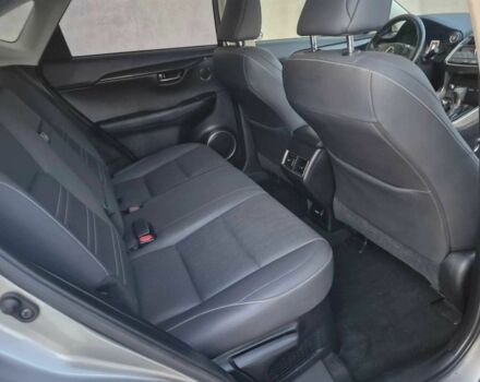 Серый Лексус НХ, объемом двигателя 2 л и пробегом 75 тыс. км за 16700 $, фото 6 на Automoto.ua