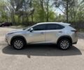 Сірий Лексус НХ, об'ємом двигуна 2 л та пробігом 60 тис. км за 12000 $, фото 1 на Automoto.ua