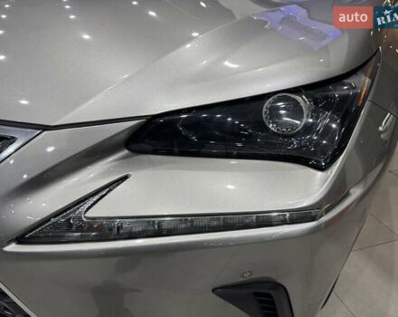 Сірий Лексус НХ, об'ємом двигуна 2 л та пробігом 26 тис. км за 29990 $, фото 5 на Automoto.ua