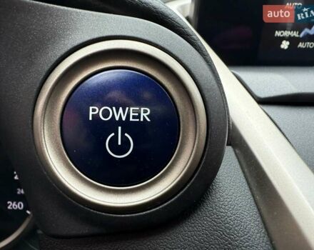 Сірий Лексус НХ, об'ємом двигуна 2.49 л та пробігом 64 тис. км за 35990 $, фото 30 на Automoto.ua