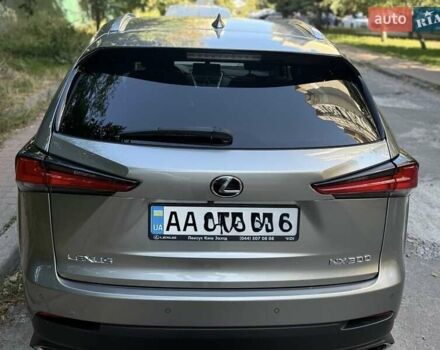 Серый Лексус НХ, объемом двигателя 2 л и пробегом 66 тыс. км за 35500 $, фото 5 на Automoto.ua
