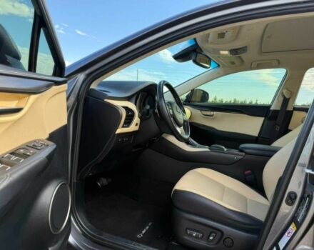 Серый Лексус НХ, объемом двигателя 2 л и пробегом 35 тыс. км за 14000 $, фото 7 на Automoto.ua