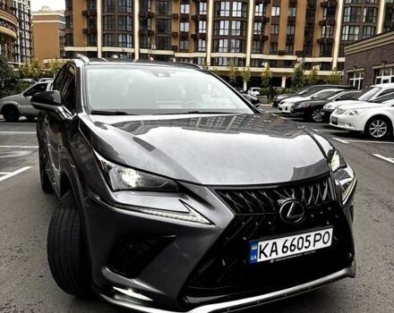 Серый Лексус НХ, объемом двигателя 2 л и пробегом 63 тыс. км за 33300 $, фото 1 на Automoto.ua