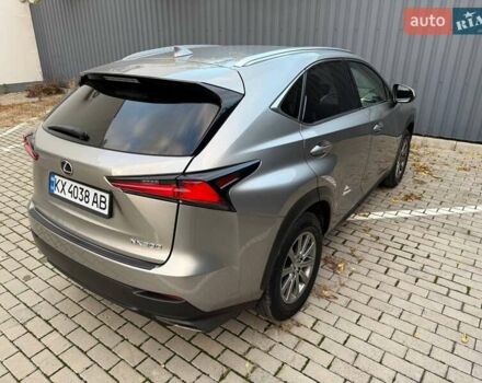Серый Лексус НХ, объемом двигателя 2 л и пробегом 35 тыс. км за 24999 $, фото 10 на Automoto.ua