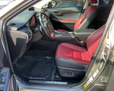 Лексус НХ 2019 в Днепре (Днепропетровске) на Automoto.ua Серый Лексус НХ, объемом двигателя 2 л и пробегом 31 тыс. км за 12500 $, фото 7 на Automoto.ua