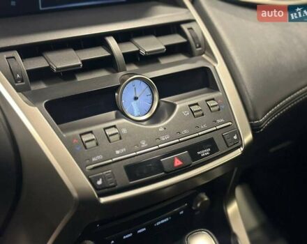 Серый Лексус НХ, объемом двигателя 1.99 л и пробегом 195 тыс. км за 27900 $, фото 17 на Automoto.ua