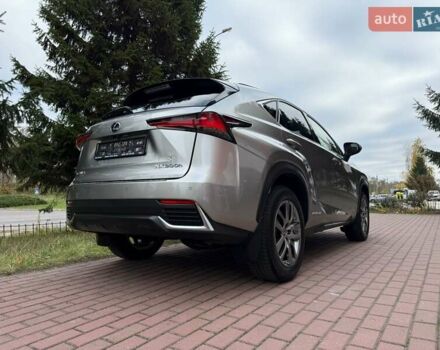 Сірий Лексус НХ, об'ємом двигуна 2.49 л та пробігом 64 тис. км за 35990 $, фото 26 на Automoto.ua