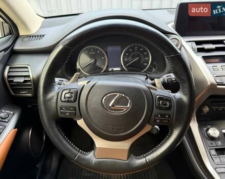 Серый Лексус НХ, объемом двигателя 2 л и пробегом 35 тыс. км за 24999 $, фото 15 на Automoto.ua