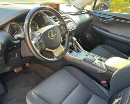 Сірий Лексус НХ, об'ємом двигуна 2 л та пробігом 53 тис. км за 17600 $, фото 10 на Automoto.ua