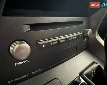 Сірий Лексус НХ, об'ємом двигуна 2 л та пробігом 26 тис. км за 29990 $, фото 18 на Automoto.ua