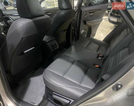 Сірий Лексус НХ, об'ємом двигуна 2 л та пробігом 55 тис. км за 29999 $, фото 31 на Automoto.ua
