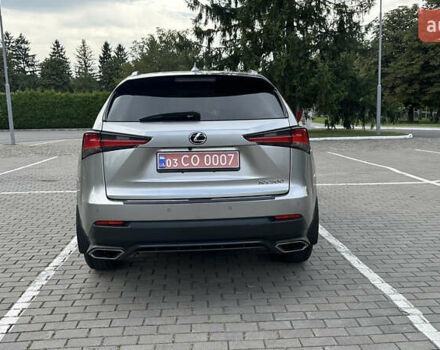 Серый Лексус НХ, объемом двигателя 2 л и пробегом 49 тыс. км за 31900 $, фото 5 на Automoto.ua