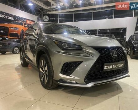 Сірий Лексус НХ, об'ємом двигуна 2 л та пробігом 55 тис. км за 29999 $, фото 4 на Automoto.ua