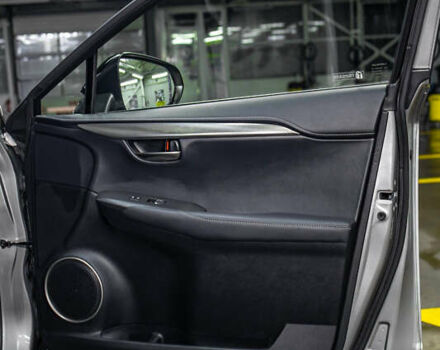 Сірий Лексус НХ, об'ємом двигуна 2 л та пробігом 29 тис. км за 35200 $, фото 38 на Automoto.ua