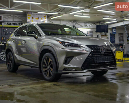 Серый Лексус НХ, объемом двигателя 2 л и пробегом 29 тыс. км за 33800 $, фото 12 на Automoto.ua