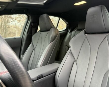 Сірий Лексус НХ, об'ємом двигуна 2 л та пробігом 35 тис. км за 29900 $, фото 18 на Automoto.ua