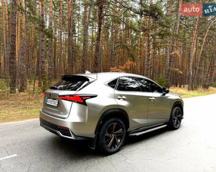 Сірий Лексус НХ, об'ємом двигуна 1.99 л та пробігом 94 тис. км за 32500 $, фото 3 на Automoto.ua