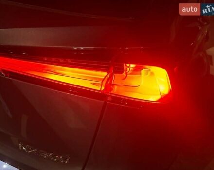 Сірий Лексус НХ, об'ємом двигуна 2 л та пробігом 41 тис. км за 39300 $, фото 1 на Automoto.ua
