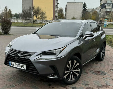 Серый Лексус НХ, объемом двигателя 2 л и пробегом 69 тыс. км за 30900 $, фото 18 на Automoto.ua