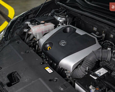 Сірий Лексус НХ, об'ємом двигуна 2 л та пробігом 29 тис. км за 35200 $, фото 19 на Automoto.ua