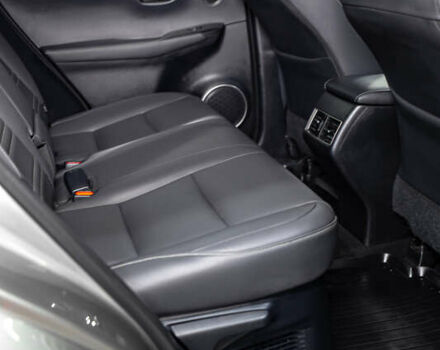 Серый Лексус НХ, объемом двигателя 2 л и пробегом 29 тыс. км за 33800 $, фото 41 на Automoto.ua