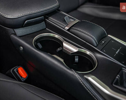 Серый Лексус НХ, объемом двигателя 2 л и пробегом 29 тыс. км за 33800 $, фото 35 на Automoto.ua