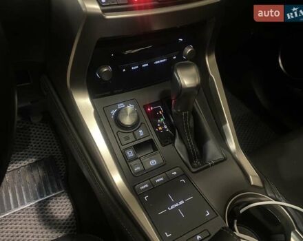 Сірий Лексус НХ, об'ємом двигуна 2 л та пробігом 55 тис. км за 29999 $, фото 25 на Automoto.ua