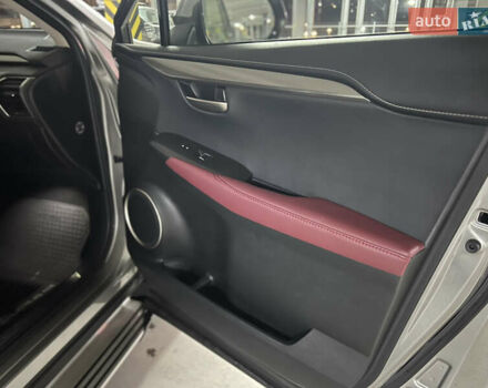 Сірий Лексус НХ, об'ємом двигуна 1.99 л та пробігом 48 тис. км за 32900 $, фото 28 на Automoto.ua