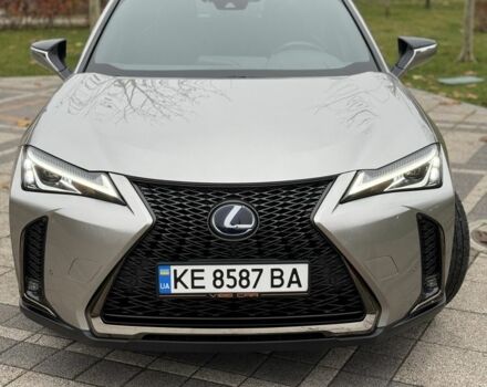 Сірий Лексус НХ, об'ємом двигуна 2 л та пробігом 35 тис. км за 29900 $, фото 4 на Automoto.ua