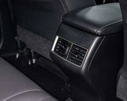 Сірий Лексус НХ, об'ємом двигуна 2 л та пробігом 29 тис. км за 35200 $, фото 45 на Automoto.ua