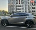 Серый Лексус НХ, объемом двигателя 2 л и пробегом 46 тыс. км за 35000 $, фото 3 на Automoto.ua