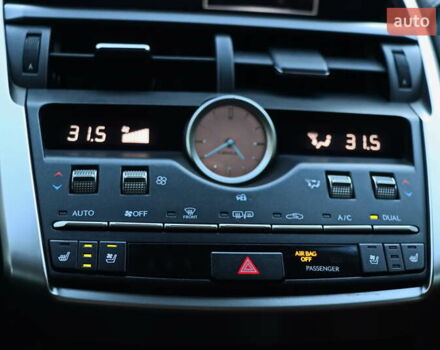 Сірий Лексус НХ, об'ємом двигуна 2 л та пробігом 61 тис. км за 35555 $, фото 26 на Automoto.ua