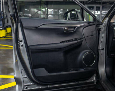 Сірий Лексус НХ, об'ємом двигуна 2 л та пробігом 29 тис. км за 35200 $, фото 32 на Automoto.ua