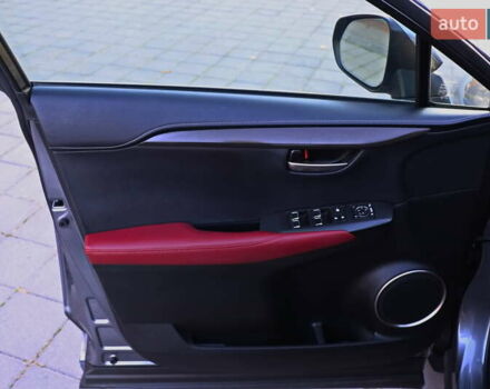 Сірий Лексус НХ, об'ємом двигуна 2 л та пробігом 61 тис. км за 35555 $, фото 24 на Automoto.ua