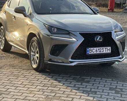 Серый Лексус НХ, объемом двигателя 2 л и пробегом 90 тыс. км за 27000 $, фото 1 на Automoto.ua