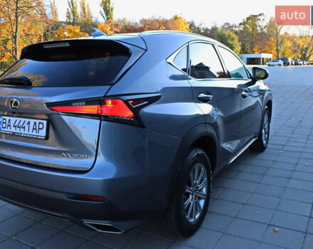 Сірий Лексус НХ, об'ємом двигуна 2 л та пробігом 61 тис. км за 35555 $, фото 7 на Automoto.ua