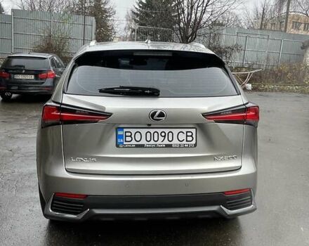 Серый Лексус НХ, объемом двигателя 1.99 л и пробегом 47 тыс. км за 29500 $, фото 6 на Automoto.ua