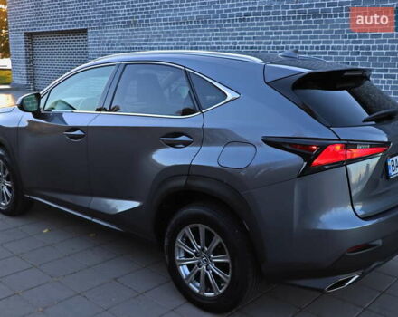 Сірий Лексус НХ, об'ємом двигуна 2 л та пробігом 61 тис. км за 35555 $, фото 30 на Automoto.ua