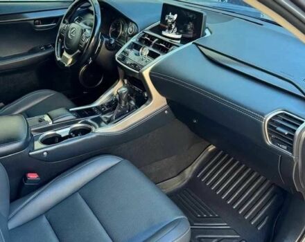 Серый Лексус НХ, объемом двигателя 2 л и пробегом 80 тыс. км за 26500 $, фото 7 на Automoto.ua