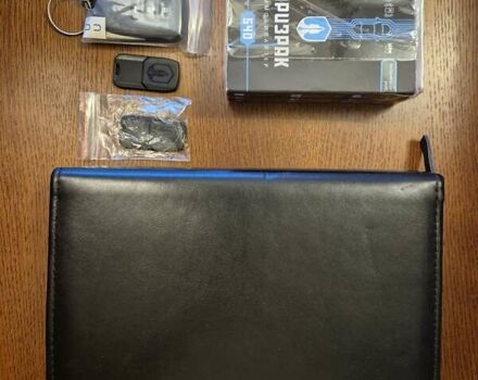 Сірий Лексус НХ, об'ємом двигуна 1.99 л та пробігом 28 тис. км за 37500 $, фото 8 на Automoto.ua