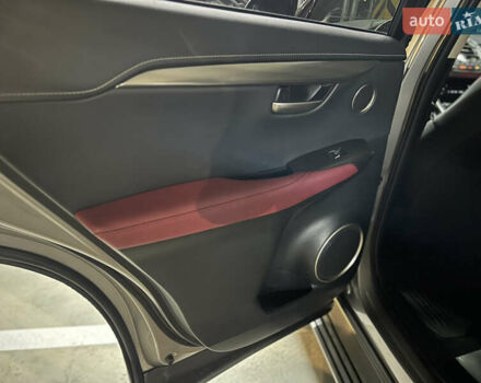 Сірий Лексус НХ, об'ємом двигуна 1.99 л та пробігом 48 тис. км за 32900 $, фото 41 на Automoto.ua