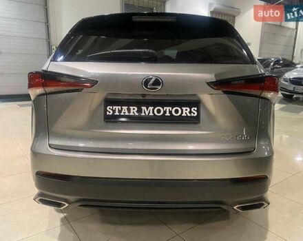 Сірий Лексус НХ, об'ємом двигуна 2 л та пробігом 55 тис. км за 29999 $, фото 12 на Automoto.ua