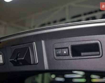 Сірий Лексус НХ, об'ємом двигуна 2 л та пробігом 29 тис. км за 35200 $, фото 43 на Automoto.ua