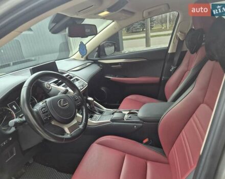 Сірий Лексус НХ, об'ємом двигуна 1.99 л та пробігом 28 тис. км за 37500 $, фото 5 на Automoto.ua